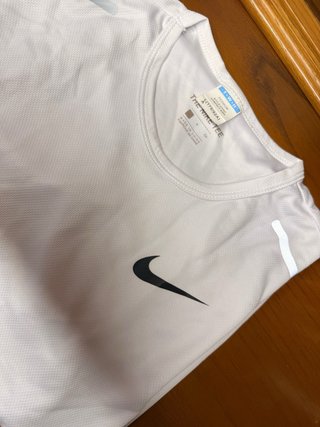 Conjunto Nike: Calções e T-shirt