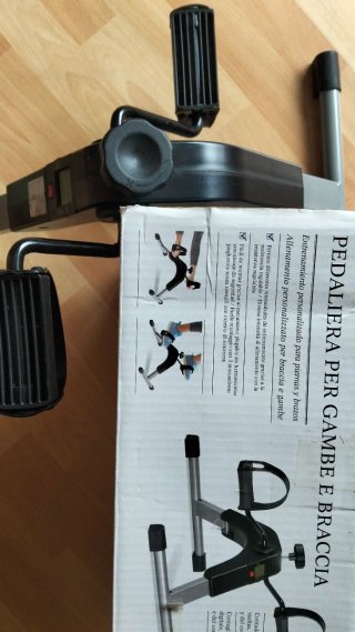 Pedaleador Bici con Resistencia Ajustable