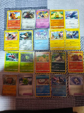 Lote 20 Cartas Pokémon variadas. N3