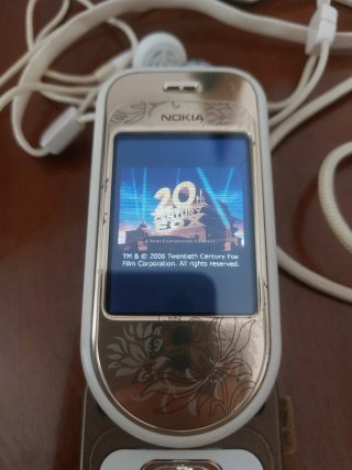 Nokia 7373 Marrón/Dorado