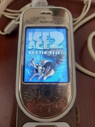 Nokia 7373 Marrón/Dorado