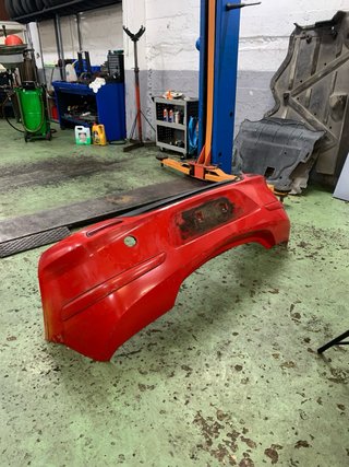 Parachoques Delantero Opel Astra H GTC Rojo