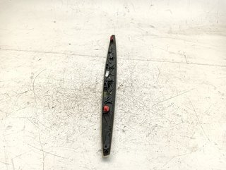 EMBELLECEDOR SALPICADERO BMW SERIE 1 COUPE (E82)