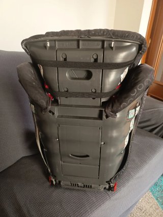 Silla  para coche bebé sujeción marca Romer