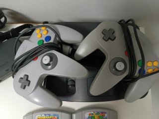 Nintendo 64. Mario kart y Super Mario. Buen estado