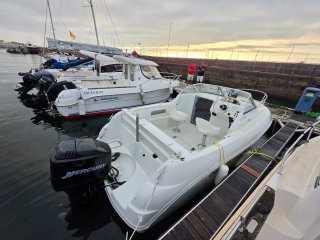 Lancha Quicksilver 590 fueraborda