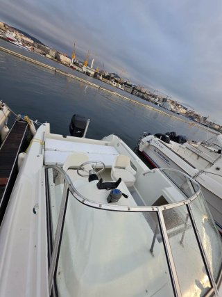 Lancha Quicksilver 590 fueraborda