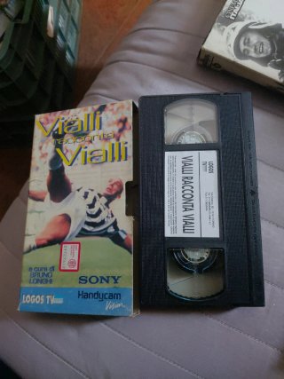 Videocassetta VHS Vialli Racconta Vialli