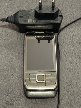 Nokia E66 Grigio Acciaio Funzionante
