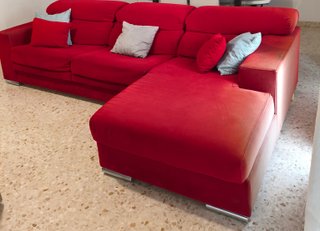 Sofá chaise longue rojo 2,70 m