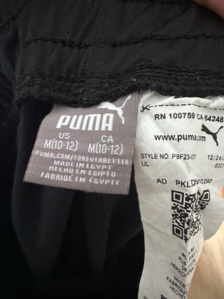 Pantalón Puma negro y azul talla niño 10-12