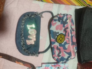 Lote de bolsos: negro y rojo