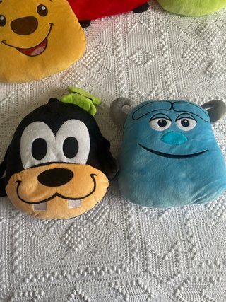 Cojines Disney Varios Personajes