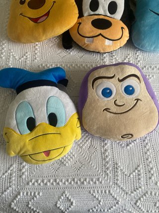 Cojines Disney Varios Personajes