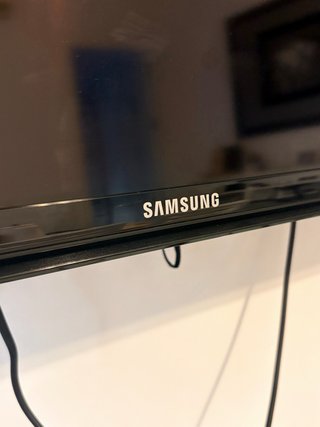 Televisión Samsung 40 Negra