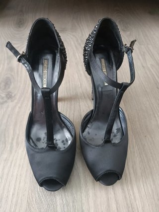Zapatos de tacón negros Luciano Barachini