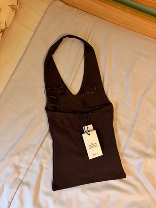 Top halter Gina Tricot marrón chocolate XS