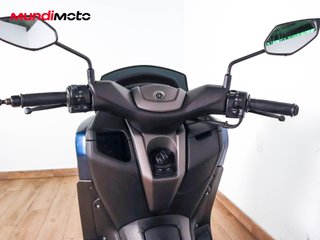 YAMAHA NMAX