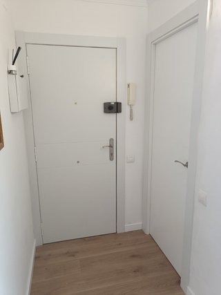 MONTADOE DE PUERTAS Y PARQUET