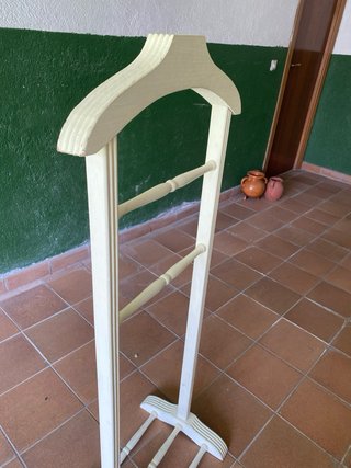 Galán de noche de madera