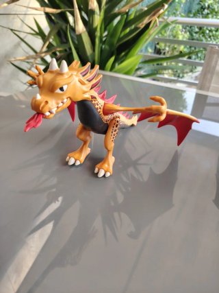 Figura Dragón Naranja y Rojo