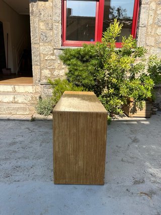 Mesa de entrada o escritorio de madera