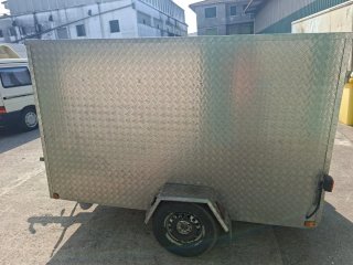 Remolque cerrado galvanizado