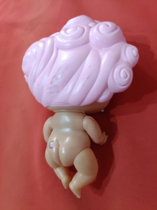 Muñeca Bellies con luz y sonido