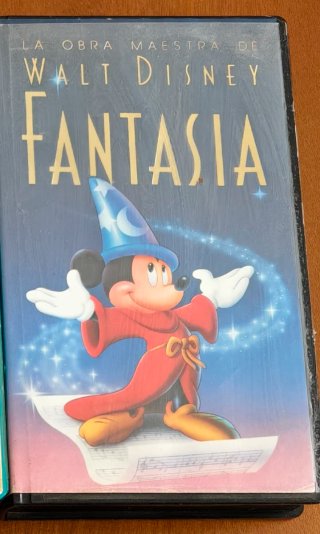 Lote 12 VHS. 10 son VHS Disney Clásicos Original