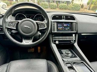 Jaguar F-Pace 2.0L i4D AWD Automatico Prestige