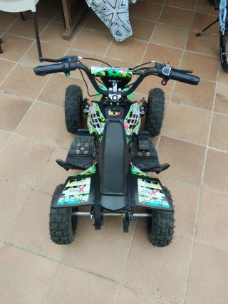 Quad infantil verde