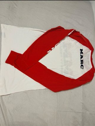 Camiseta Pull&Bear manga larga L/40/12