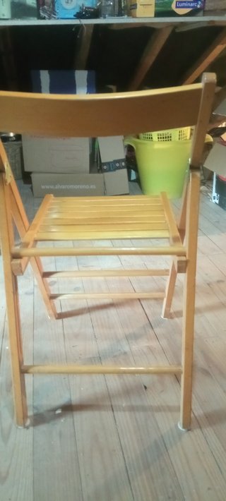 SILLA PLEGABLE DE MADERA