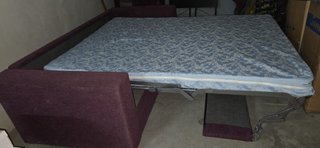 Sofá Cama Italiano Morado y Negro con Colchón