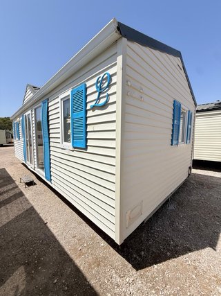 Preciosa casa movil 9x4 m 3 hab marca Louisiane