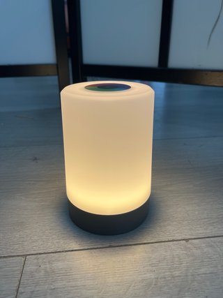 Lámpara LED de mesa sin cable