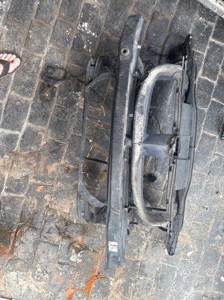 Araña frontal BMW E90