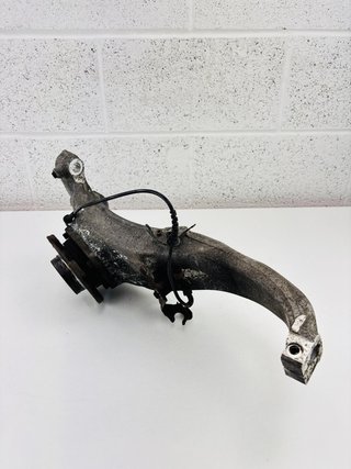 Mangueta delantera izquierda BMW 740d 2008-2015 6775767