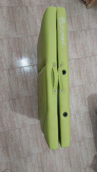 Cama plegable de masajes