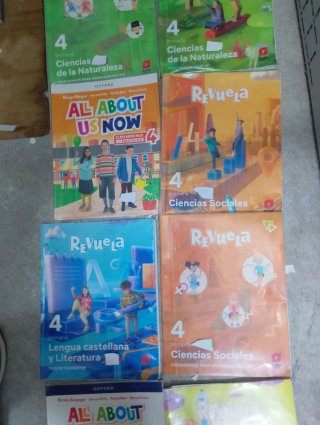 Libros 4 PRIMARIA REVUELA y OXFORD P. Asturias