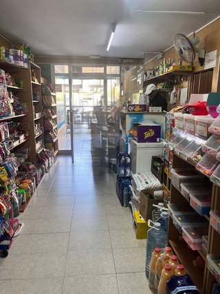 Local comercial en venta en Mas Baell - Can Carbó - El Molí en Lloret de Mar