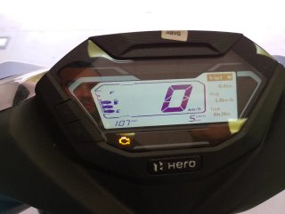 NUEVA Hero Xoom 125R Scooter