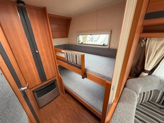 Caravana Hobby 550 Luxe Classic 2011