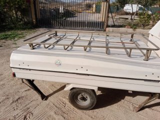 Remolque carro tienda de camping blanco