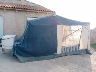 Remolque carro tienda de camping blanco