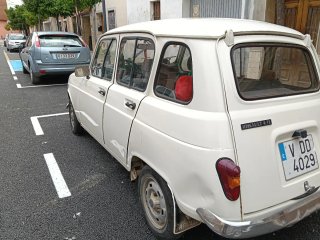 Renault 4 E-TECH 1994