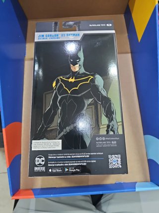 DC Multiverse Jim Gordon Batman Action Figure