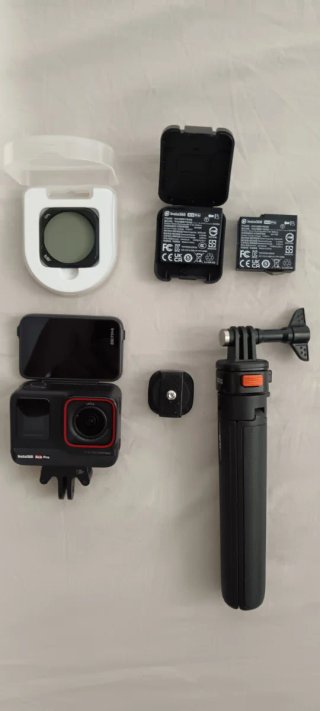 Insta360 Ace Pro Cámara Negra