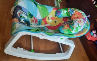Silla mecedora bebé Fisher-Price con almohada