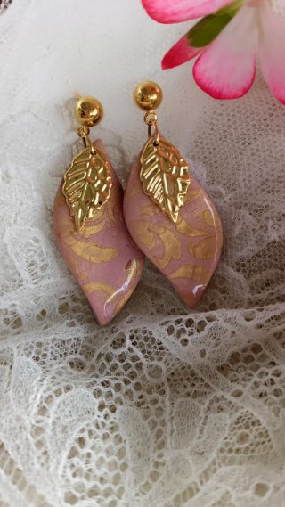 Pendientes arcilla polimérica hoja dorada